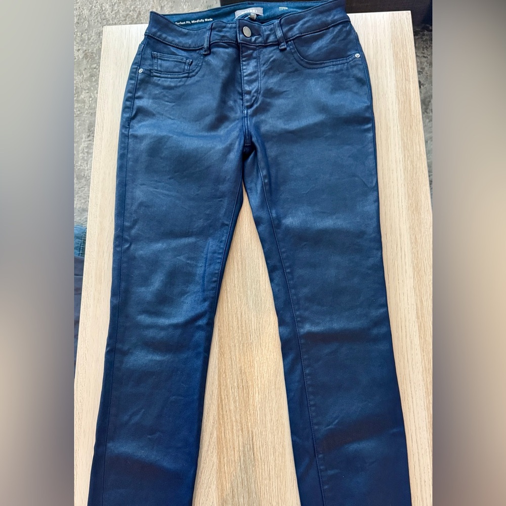 DL1961 Emma low rise Instasculpt sapphire Blue Skinny Jeans Classic Style